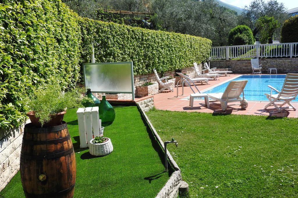 Villa Fiori Malcesine Luaran gambar