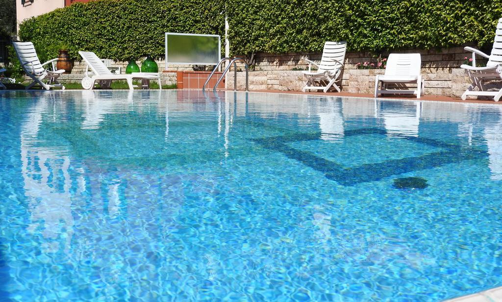 Villa Fiori Malcesine Luaran gambar