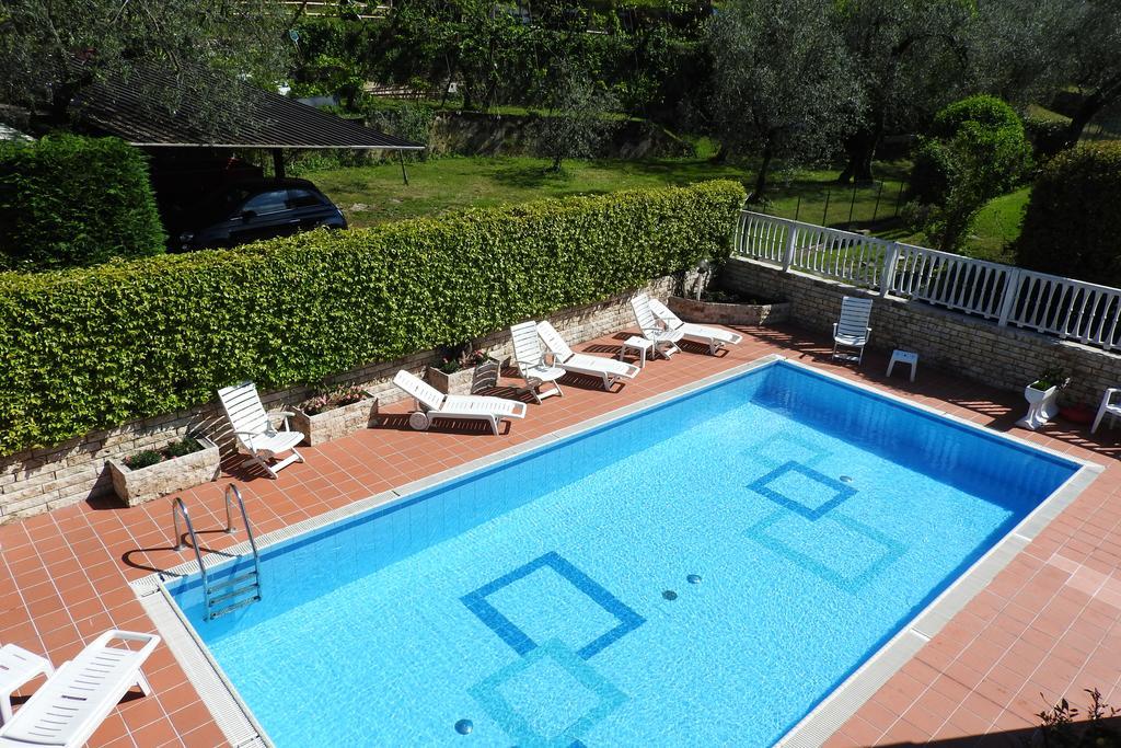 Villa Fiori Malcesine Luaran gambar