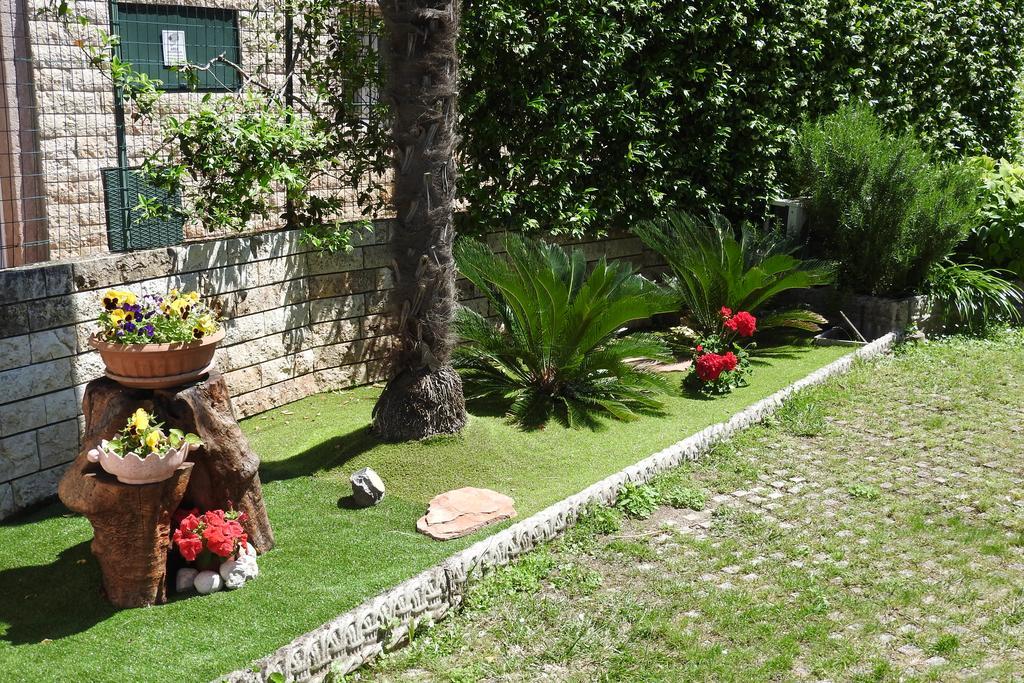 Villa Fiori Malcesine Luaran gambar